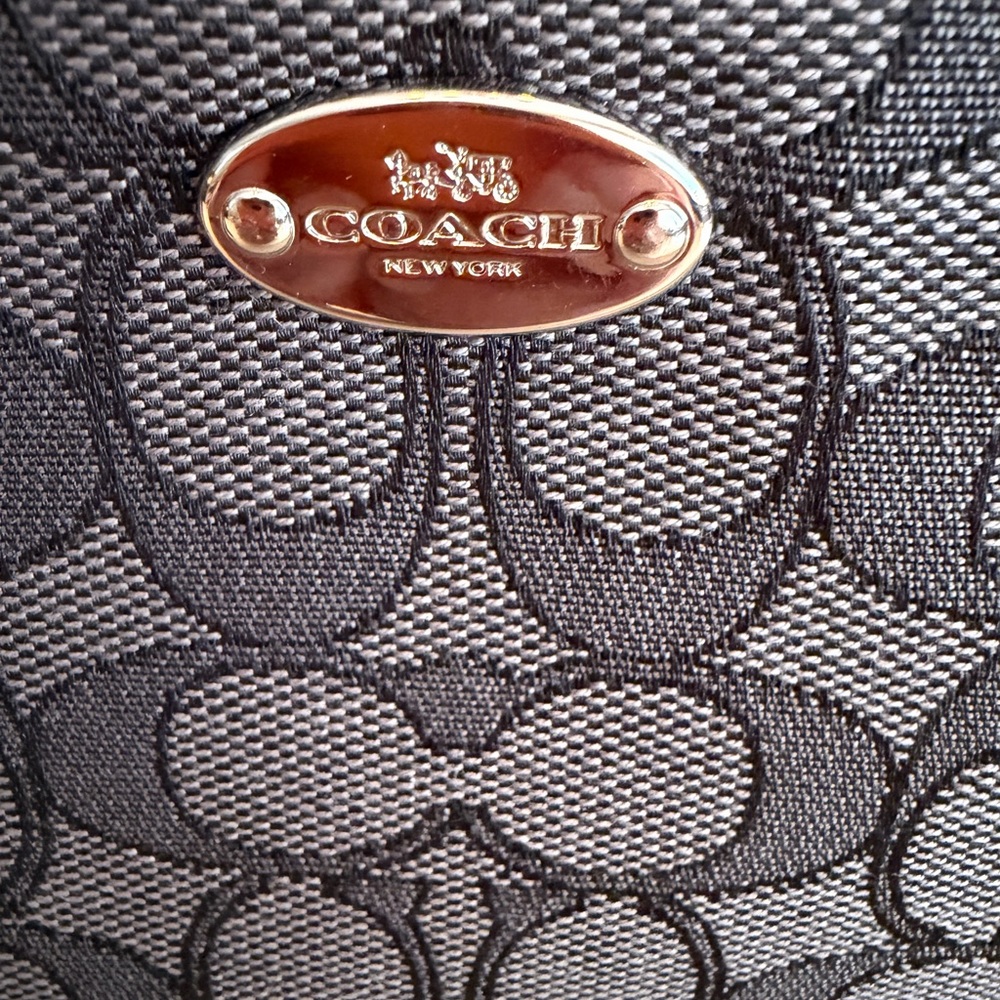 2015 Coach Signature Canvas Corner Zip Wristlet - Black - Picture 2 of 11